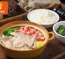 Signature Pig Trotter Hot Pot