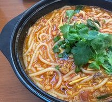 Small Pot Rice Noodles