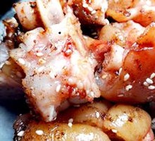 Stewed and Grilled Pig Trotter