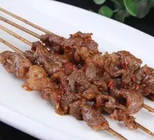 Charcoal-grilled Lamb Skewers