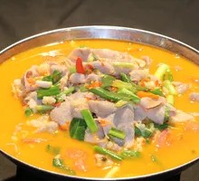 Pineapple-Flavored Beef Stir-Fry