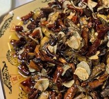 Stir-fried Hand-Responsive Mushroom
