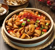 Sizzling Pot Pork Intestine