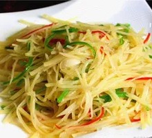 Sliced Potatoes with Green Pepper