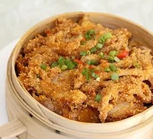 Steamed Pork with Rice Flour