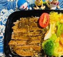 Grilled BBQ Pork Sushi (4 pieces)