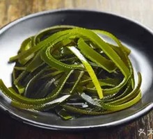Thin seaweed strips