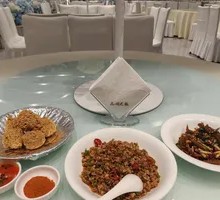 Wild Pepper Stir-Fried Minced Pork