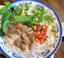 Dehong Beef细 Rice Noodles