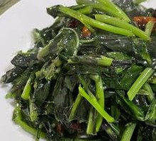 Stir-fried Blood Skin Greens