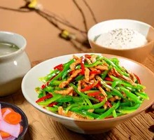 Green Pepper Shredded Pork with Rice