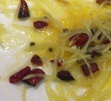 Tree Pepper Potato Shreds