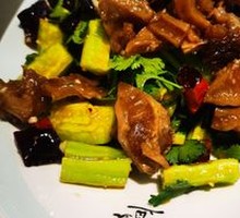 Pounded Cucumber with Gelatinous Skin