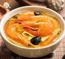 Braised Shrimp with Black Mushroom Sauce over Rice