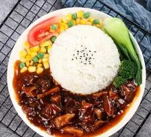 Tendon and Tripe Rice Bowl