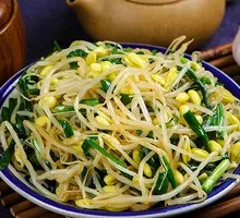Stir-fried Bean Sprouts with Chives
