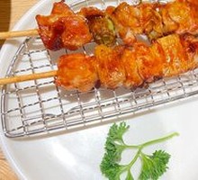 Grilled Chicken Leg with Scallion Skewers