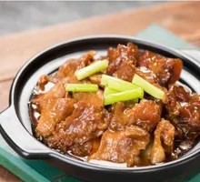 Braised Beef Tendon and Brain煲