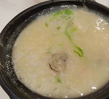Fresh Shrimp and Oyster Clay Pot Rice Porridge
