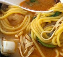 Lotus Leaf Rice Noodles in Clay Pot