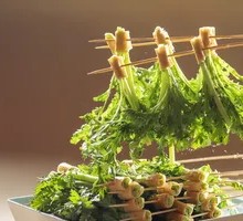 Chinese chrysanthemum greens