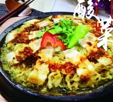 Spicy Sauerkraut Pork Belly in Stone Pot