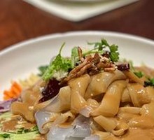 Stir-Fried Meat with Rice Noodles