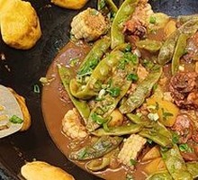 Pork Rib and Chicken Hot Pot