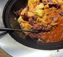 Half Pot of Stewed Goose in Iron Pot