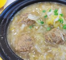 Pork Meatball Stewed with Sour Cabbage Soup