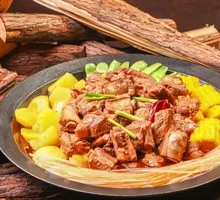 铁锅炖小笨鸡排骨锅