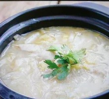Stewed Pork Bone Meat with Sour Cabbage Hot Pot