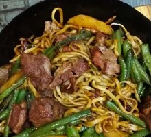 Braised Pork Ribs Noodles