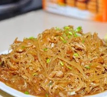 Sour Cabbage Noodles