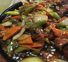 Black Pepper Steak on Iron Plate