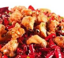 Sichuan-style Boneless Spicy Chicken