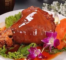 One-Perfect Pork Shank