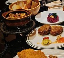 Russian Home-style Meat Pies