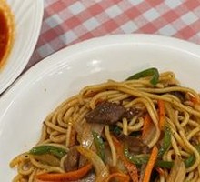 Black Pepper Beef Noodles