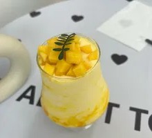 Mango Yogurt Smoothie