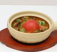 Braised Beef with Tomato in Clay Pot