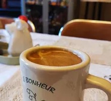 Premium Traditional American