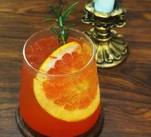 Grapefruit Sparkling Water