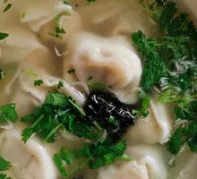 Large-Filled Garlic Chive Dumplings
