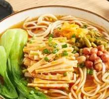 Spicy Bamboo Shoot Noodles