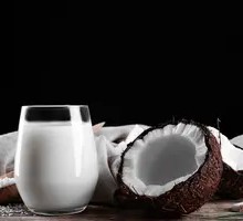 Raw Coconut Milk Drink