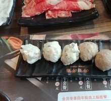 Lobster Caviar Cheese Balls