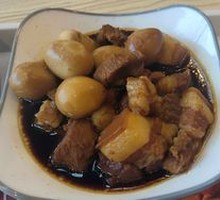 Braised Pork with Quail Eggs