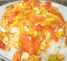 Egg and Tomato Rice Bowl