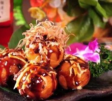 Meat-Flake Octopus Takoyaki